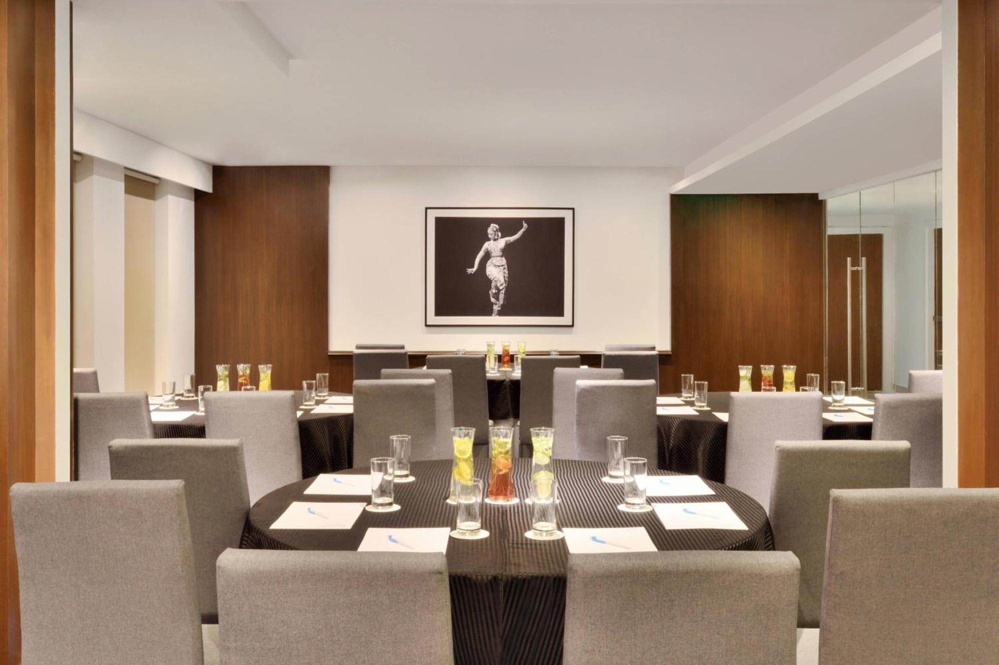 Hotel Fairfield By Marriott Chennai Omr Exterior foto